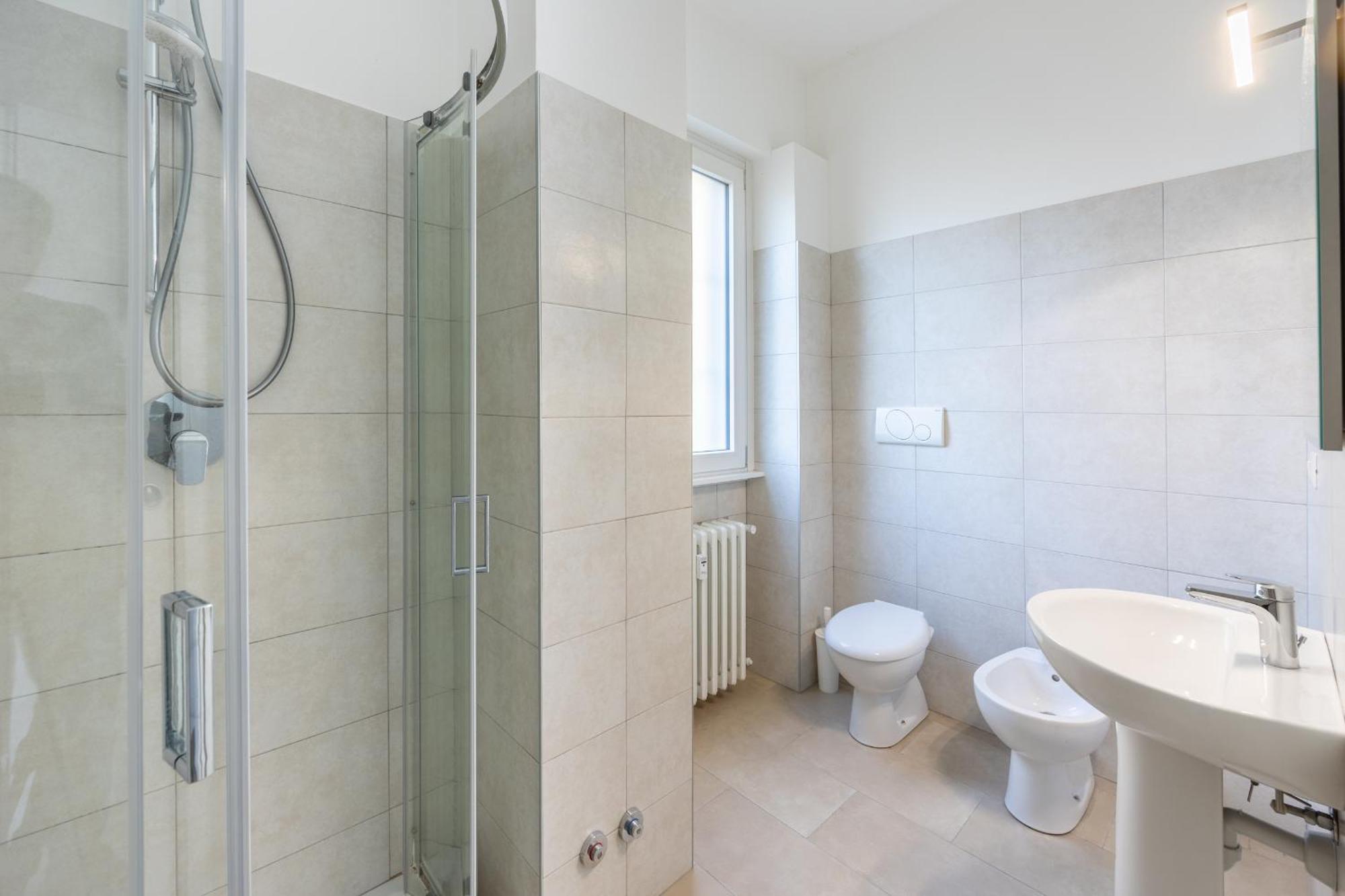 Cesano Boscone- One-Room Flat, Wi-Fi E Netflix Bagian luar foto
